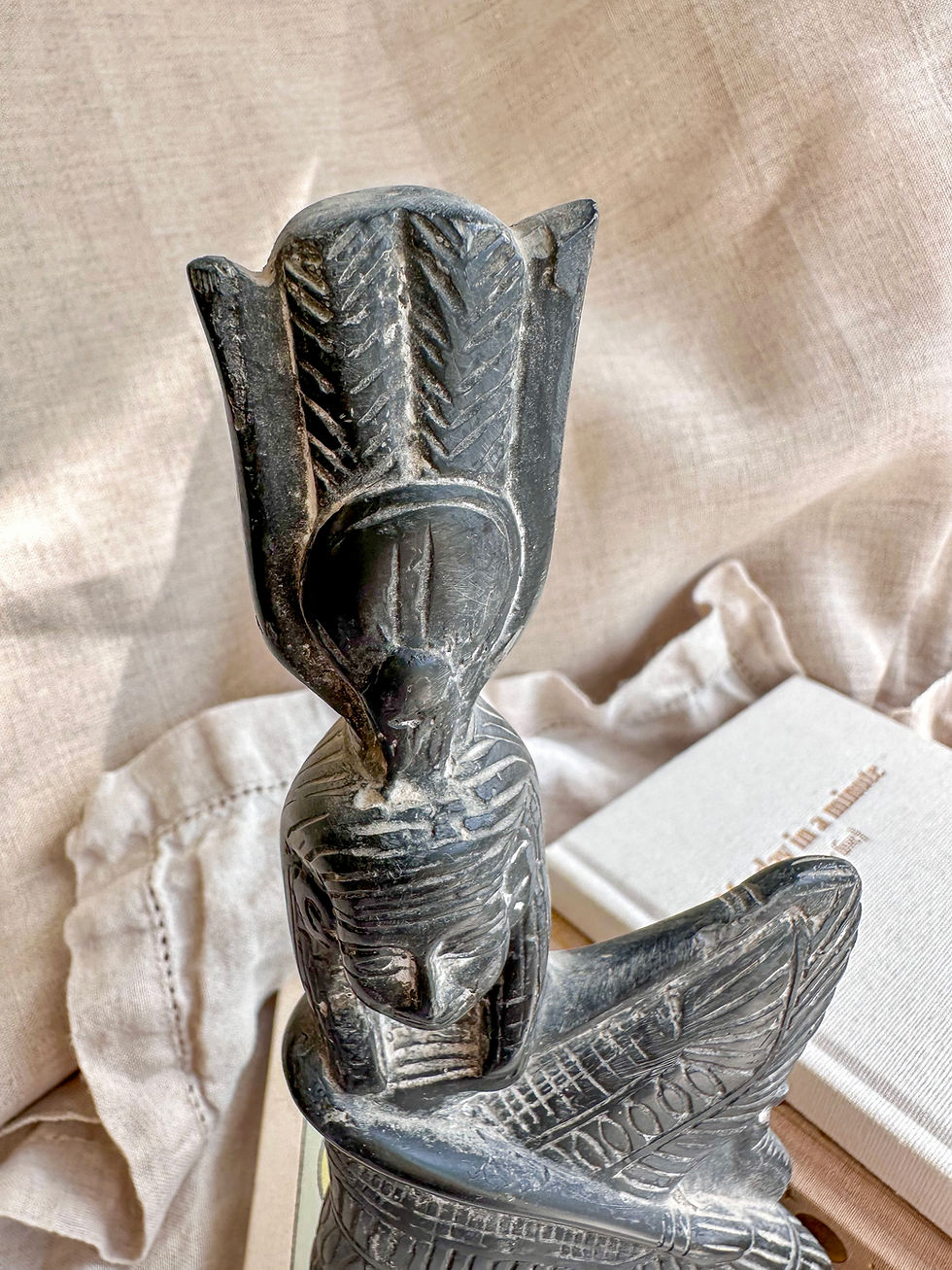 Miniatura: Deusa Isis - estátua talismã 