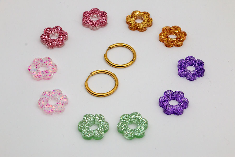 Thumbnail: Creoles Earrings - Resin Flower - Transparent Pink