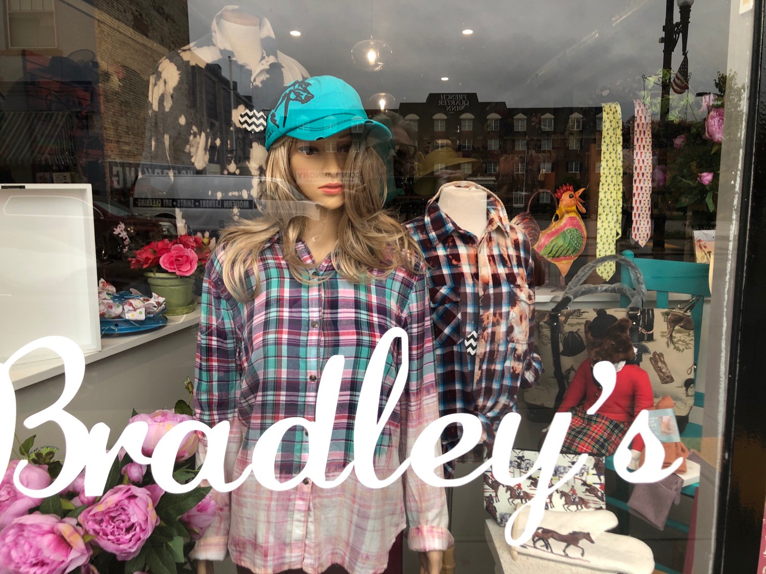 Men’/ Women’s/ Children’s Apparel
