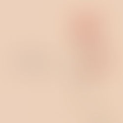 Khi ta mong manh, ta cảm giác như thể cả thế giới đang chống lại mình