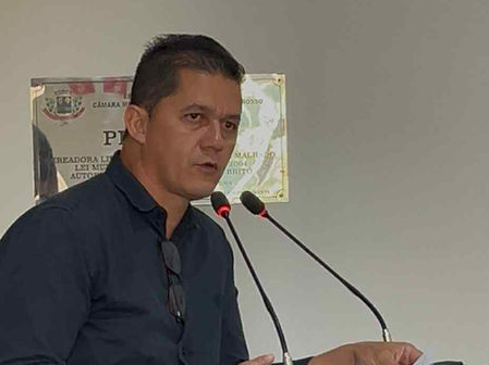 Vereador Carlos Pontes apresenta importantes indicações para atender demandas da nossa cidade.
