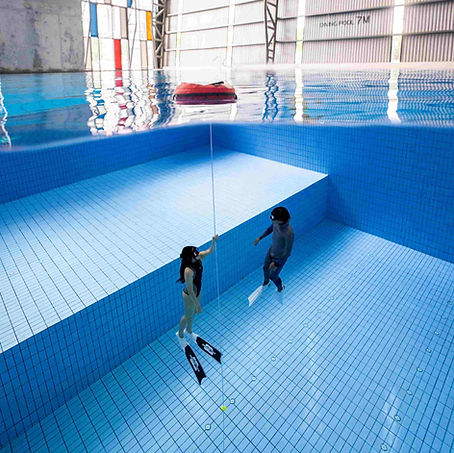7m Deep Pool