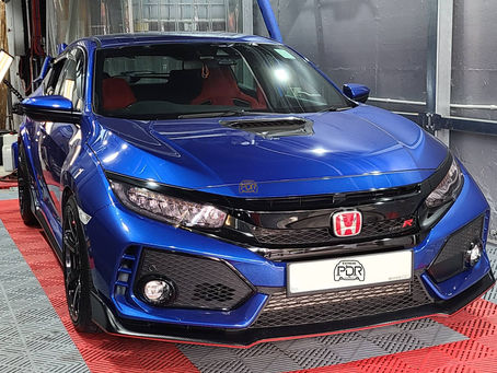 HONDA FK8 後車門 免噴油 凹痕維修 凹痕修復 凹痕還原 車身凹痕 車身維修 汽車凹痕 開門L PDR DENT 凹 汽車 撩DENT 撩凹 跑車 HATCHBACK