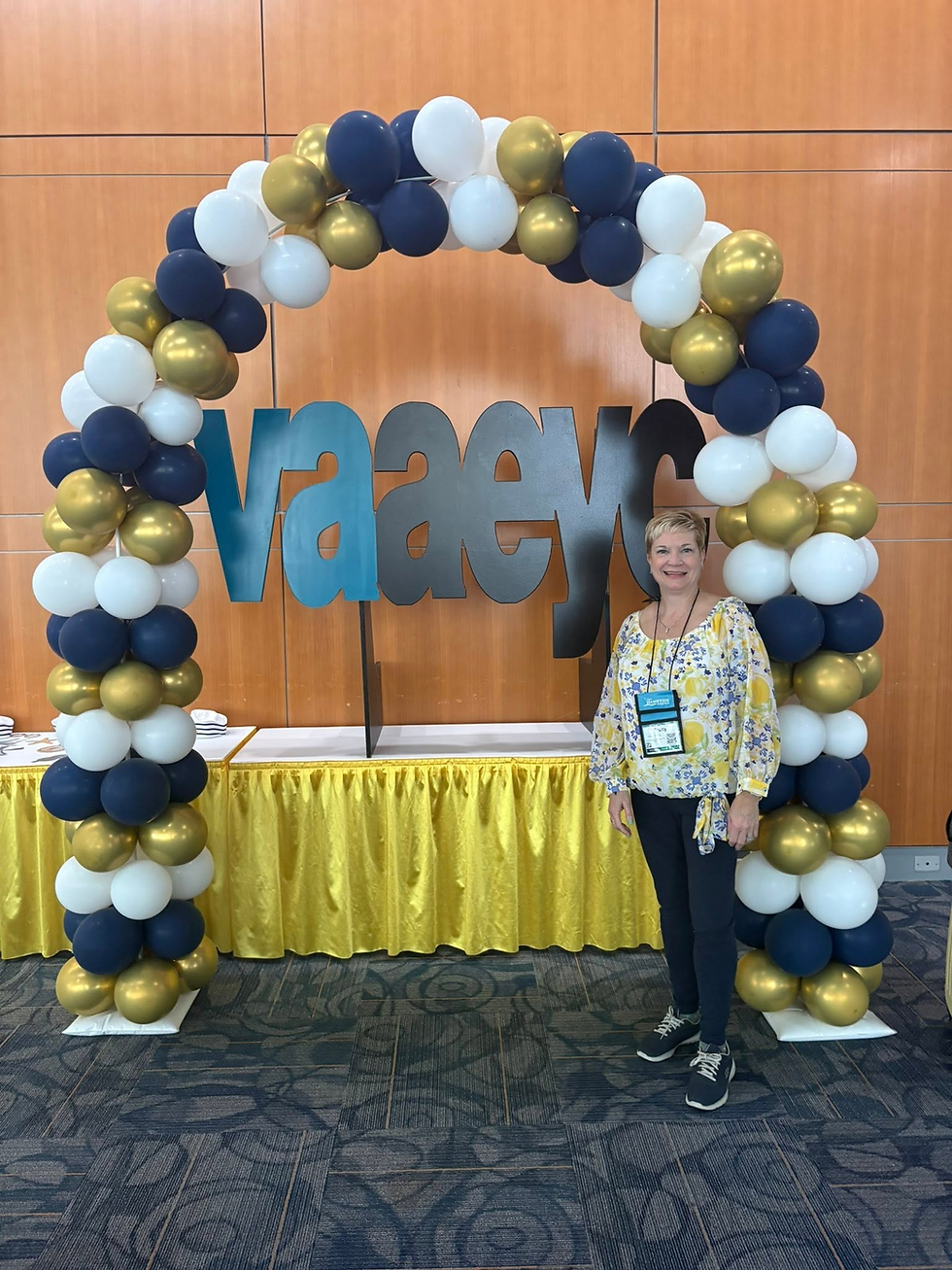 Tracy at a Consulting event