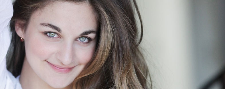 Alexandra Soumm ; contact ; violinst ; violoniste ; humanitarian ; humanitaire ; international soloist