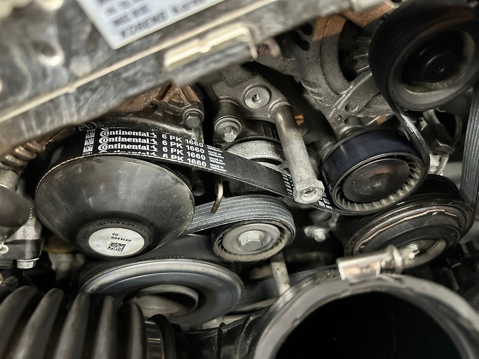 BMW F30/ベルト・タイロッドエンド・エアコンフィルタ交換/ホイールアライメント