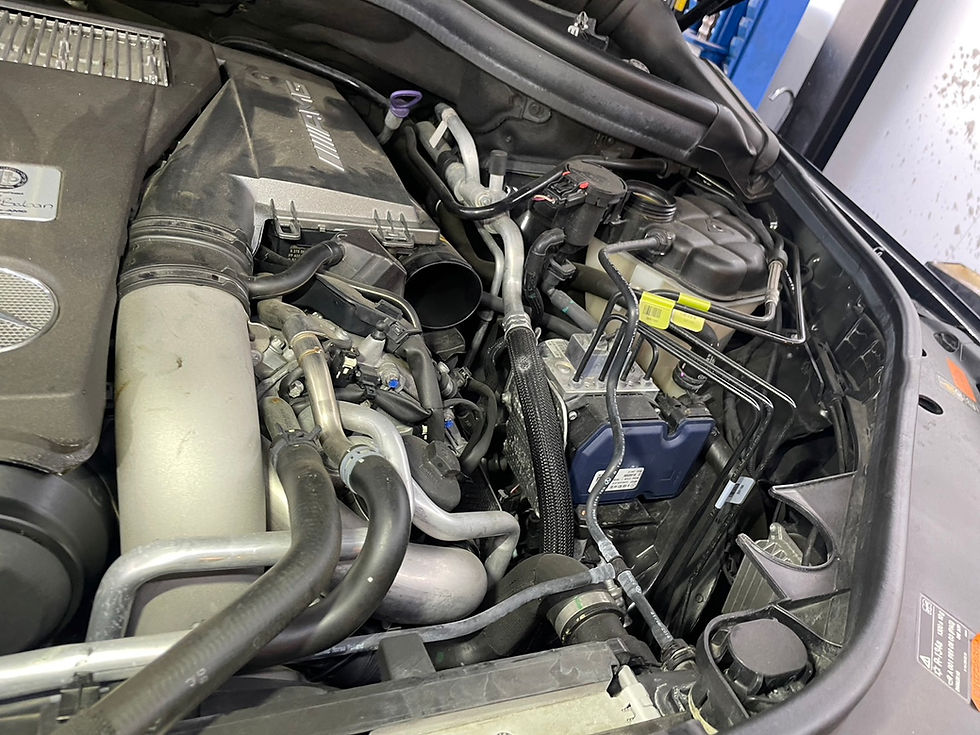 メルセデスベンツ/Mercedes-Benz/GL63/AMG/X166/GL550/エアサス点検/左フロントエアサス交換/エアサスキャリブレーション/ホイールアライメント調整/クーラント漏れ/クーラントパイプ/ホース交換