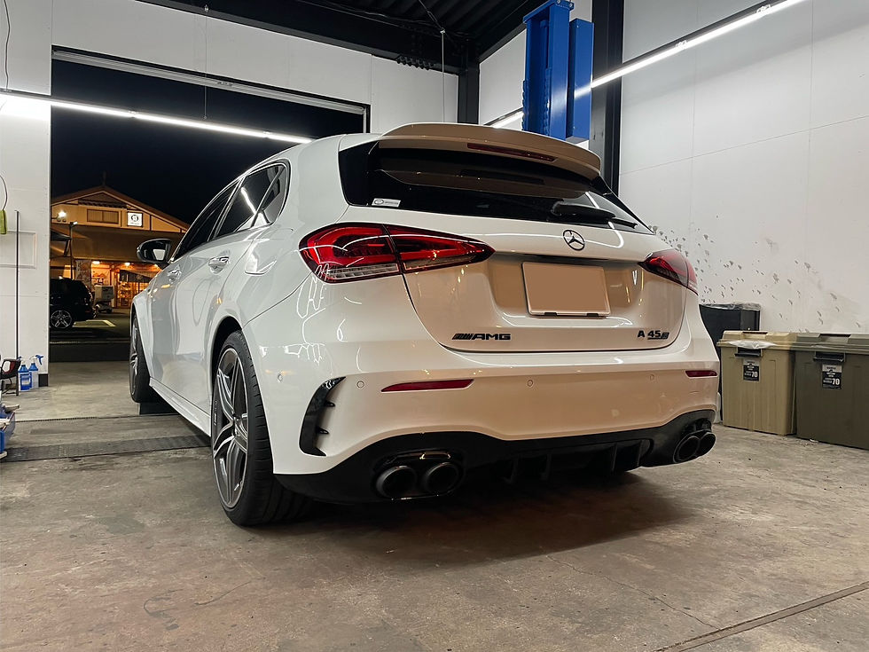 メルセデスベンツ/Mercedes-Benz/A45S/AMG/W177/アクラポビッチマフラー取付け/AKRAPOVIC/リアバンパー脱着/テールランプ脱着/カスタム/マフラー交換