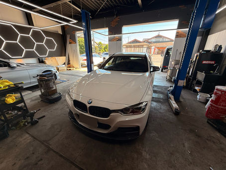 【BMW 3シリーズ F31 】 低ダストブレーキパッドへ交換|整備担当BMWマイスター野村