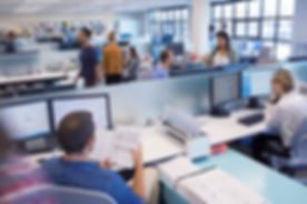 Las personas que trabajan en oficina abi