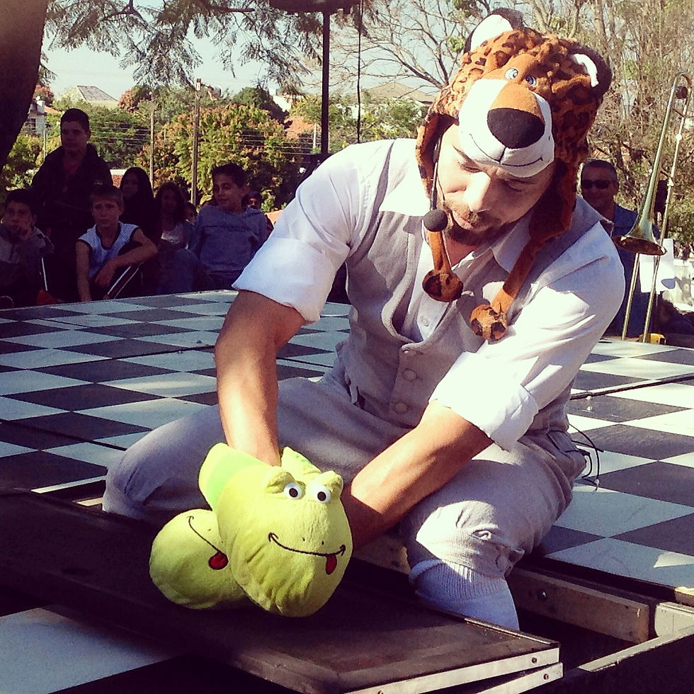 As fantásticas aventuras de um Menino que lia Livros