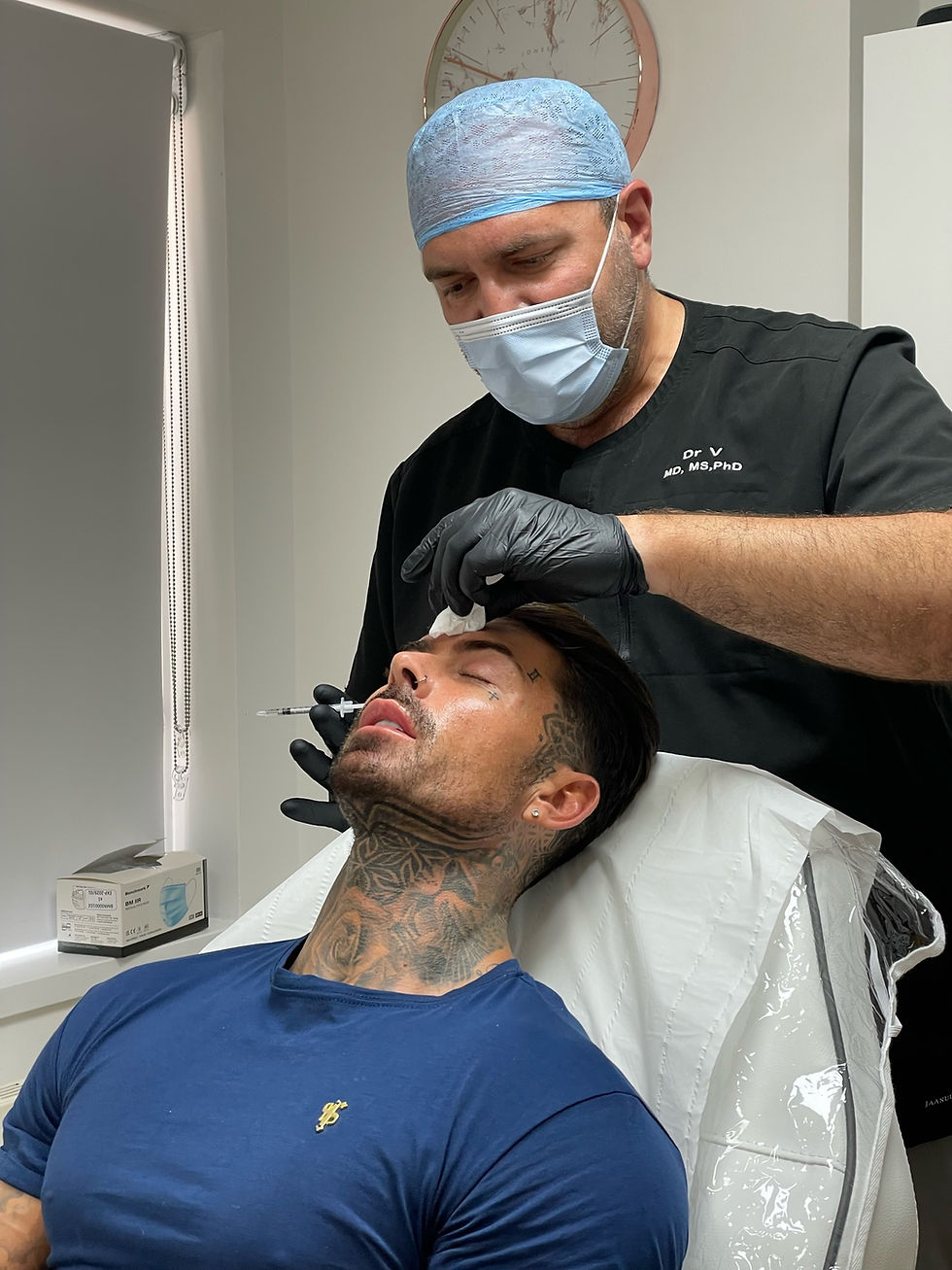Dr Vahe performing Hair regrowth treatment at Dr Vahe Clinic