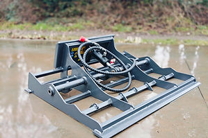 Cadre de nivellement pour mini-chargeuse compacte Skidmate.