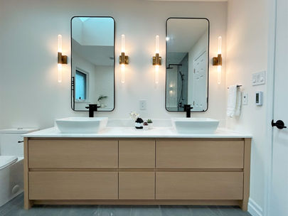 Modern Ensuite with Feature 3D Wall