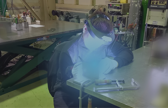 ​藍樹工業 | 富山県高岡市の板金塗装屋 | 富山県高岡市下伏間江102-7(8号棟)