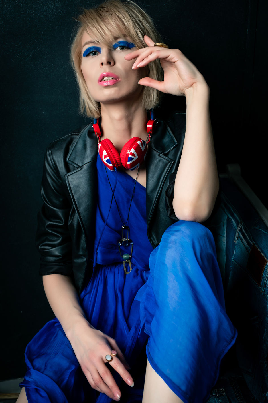Photo shooting of the most wanted model from the fashion show "Trobojka"
