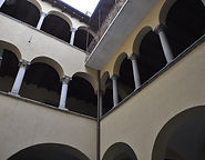 Palazzo storico venduto a Bergamo