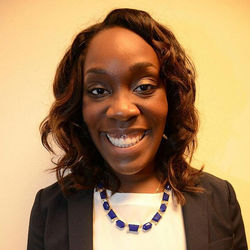 Instagram - #luckegirl #ILOVEMYCLIENTS #doctor #professionalwomen