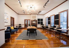 Open co-working. Build to help you thrive.
Fort King Location.