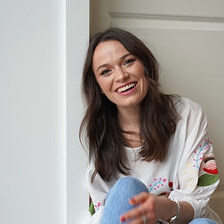 Autorenbild: Julia Kalantary