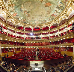 opera-toulon-var-tourisme-varois.jpg