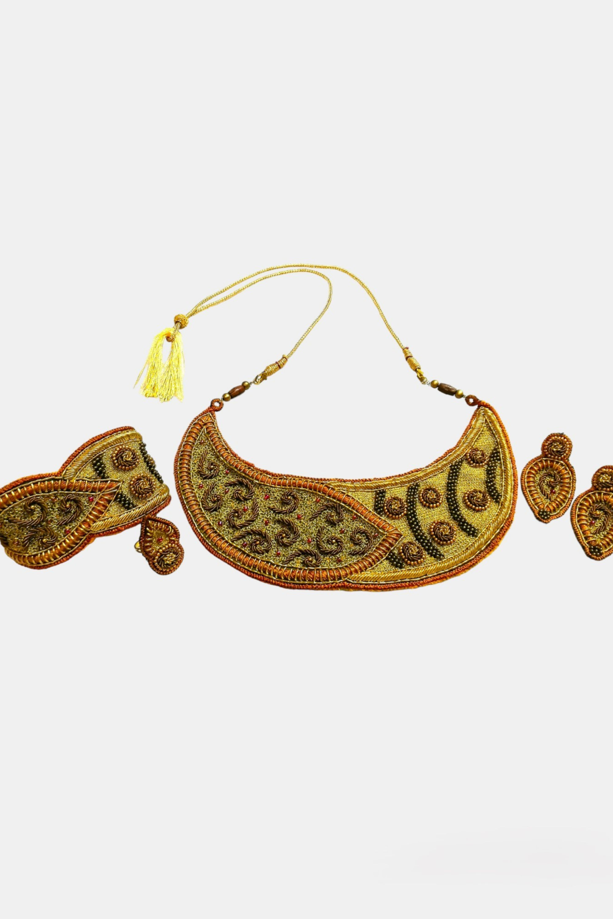 REGAL ELEGANCE-ZARDOSI JEWELRY SET