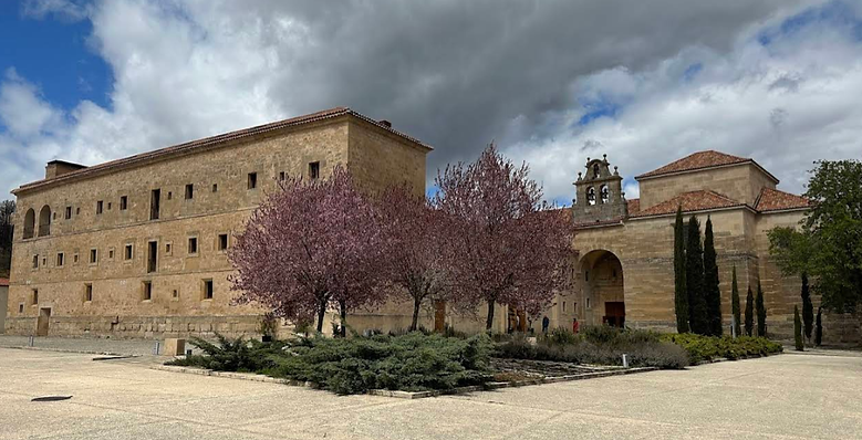 HOSPEDERIA SAN FRANCISCO 2.png