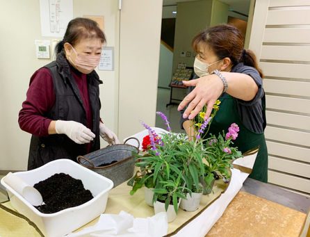 秋の寄せ植え講座08.jpg