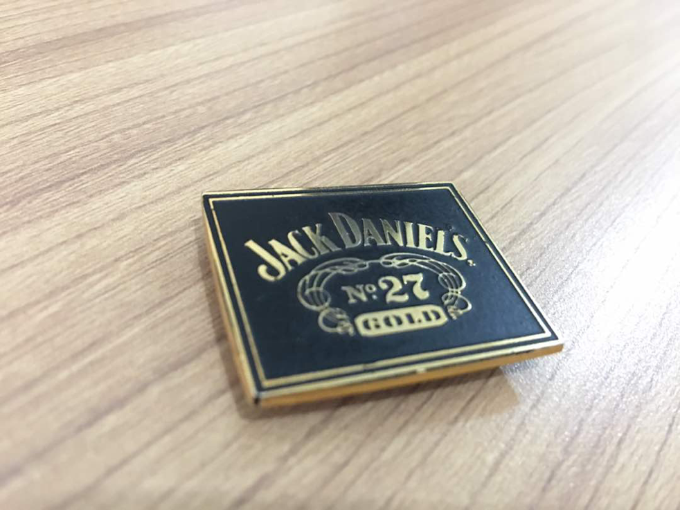 Magnetic Pin