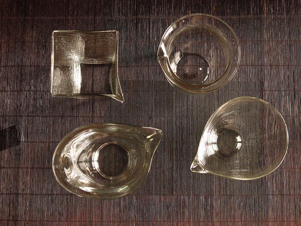 Thumbnail: Glass Gongdao Bei
