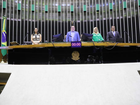 Agosto Laranja: Sessão Solene na Câmara dos Deputados chama atenção para demora no diagnóstico da Esclerose Múltipla