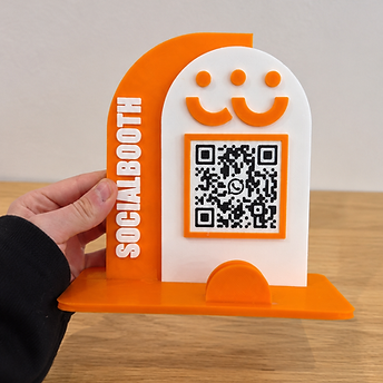 stand biglietti da visita e qr code socialbooth.png