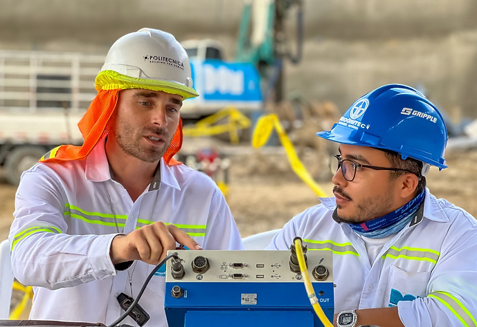 PDA Prueba de CARGA DINÁMICA en cimentaciones profundas