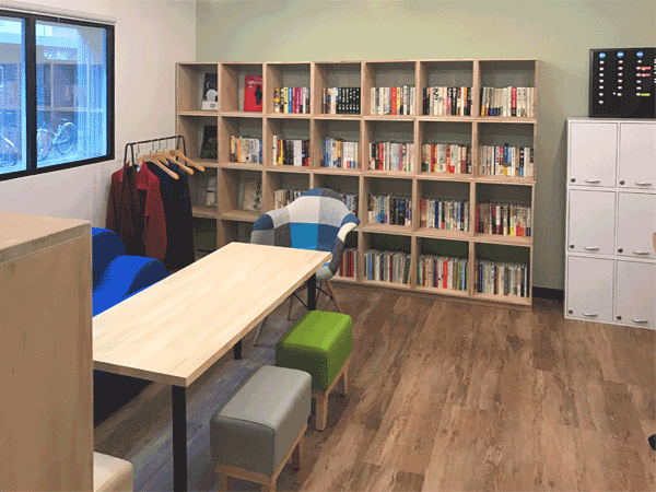 FEELS library(フィールズ図書室)