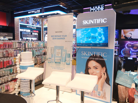 SKINTIFIC BOOTH