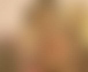 >TRES DAMAS Y UN DRAGÓN<