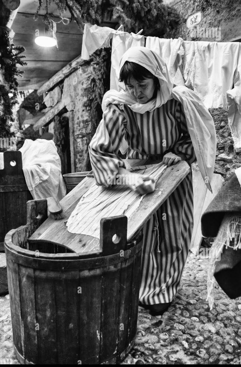 Miniature : Table basse lavandière