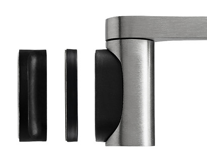 ClothHolder+Adapter+Magnet Side_edited.j