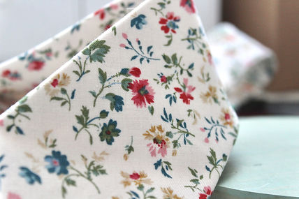 Floral ties canada.JPG