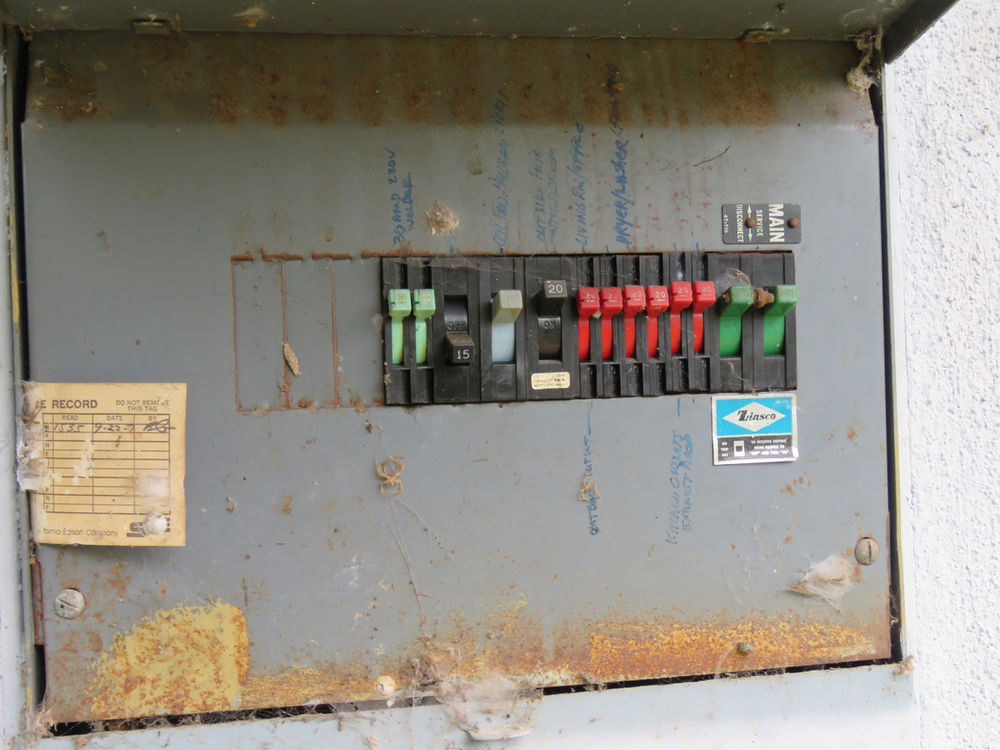 Is a Zinsco Electrical Panel really dangerous?
