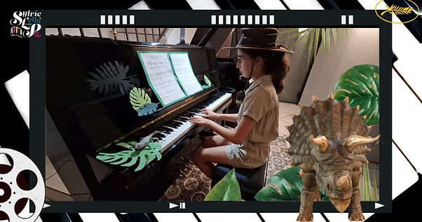 JURASSIC PARK Elena.jpg