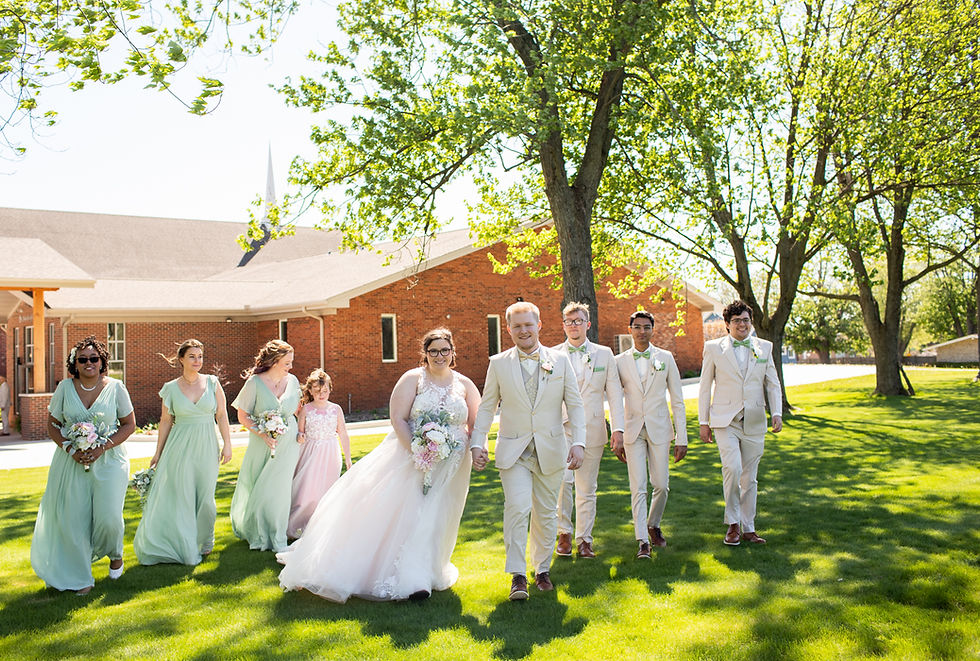 Spring Peoria Wedding // Zander & Amanda // Jacklyn Byrd Photography