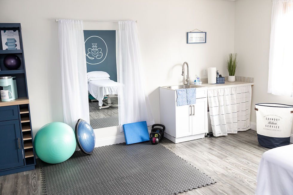baldwinsville-physical-therapist-007_Blue-Pelvic-PT_SHP_1804.jpg