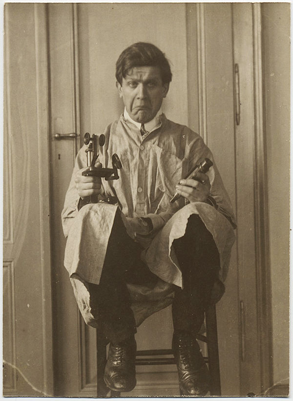 UNUSUAL WEIRD DOCTOR RESIDENT w MICROSCOPE & UNIDENTIFIED OBJECT MUGS UNHAPPILY