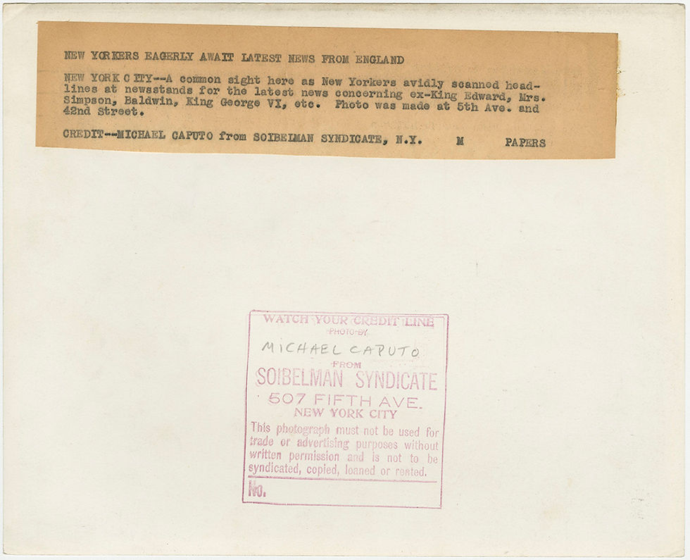 Thumbnail: PRESS PHOTO NEW YORKERS SEEK NEWS fm PAPER SELLER EDWARD & Mrs WALLIS SIMPSON