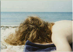 fp6102(Woman_Sunbathing_Beach)