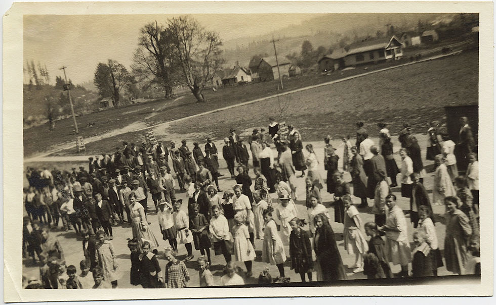 Thumbnail: CROWD GROUP of FACULTY GATHER for GROUP PHOTO
