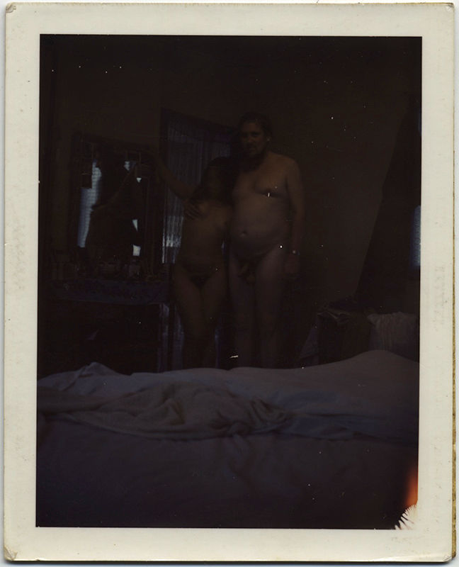 POLAROID! NAKED LOVERS take SEXY SELFIE