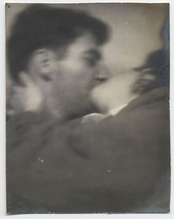 fp4015(CoupleKissing)