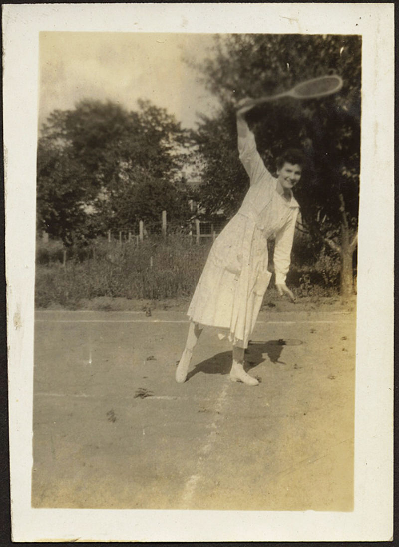 Thumbnail: ALBUM PAGE AFFECTIONATE WOMEN CUDDLE PLAY TENNIS DRESS in DRAG COLONIAL COUPLE